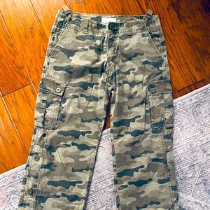 Old Navy Camouflage Pants